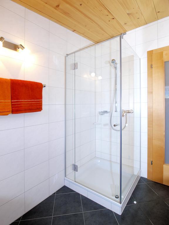 Ferienbauernhof Moosbrugger Apartment ชอปเปอร์เนา ห้อง รูปภาพ